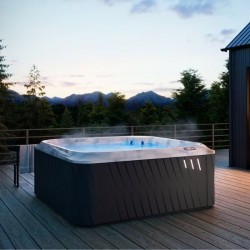 Jacuzzi J-275