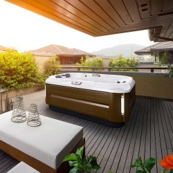 Jacuzzi J-315